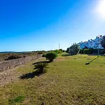 Nesha Paradise Nyaraló Tavira