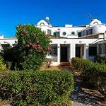 Nesha Paradise Tavira