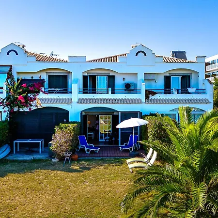 Nesha Paradise 度假居 *