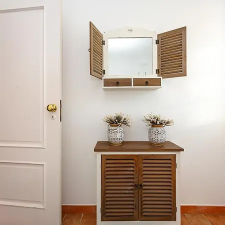 Nesha Paradise 塔维拉