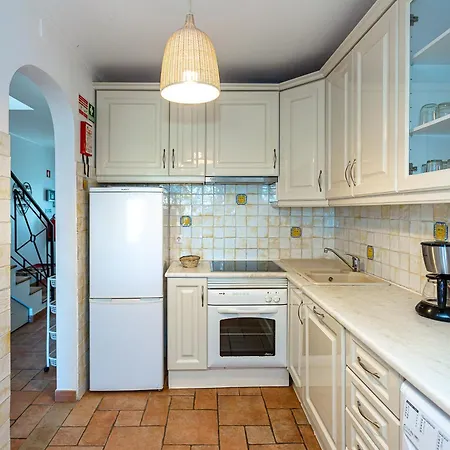 Nesha Paradise Tatil Evi *