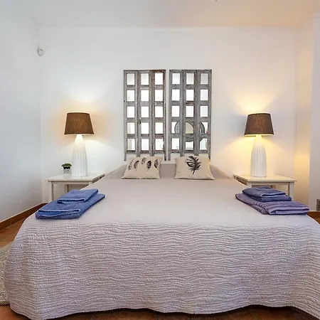 Nesha Paradise Tatil Evi *