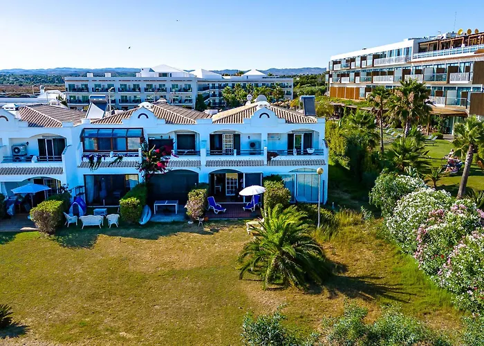 Nesha Paradise * 塔维拉