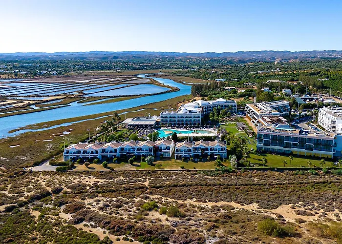 Nesha Paradise * 塔维拉