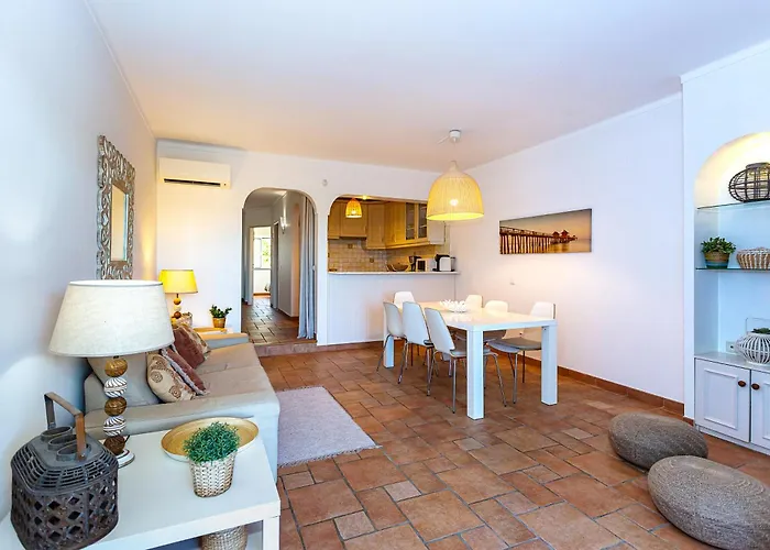 Nesha Paradise * Tavira