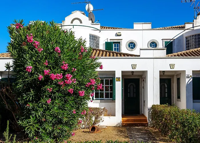 Nesha Paradise Holiday home